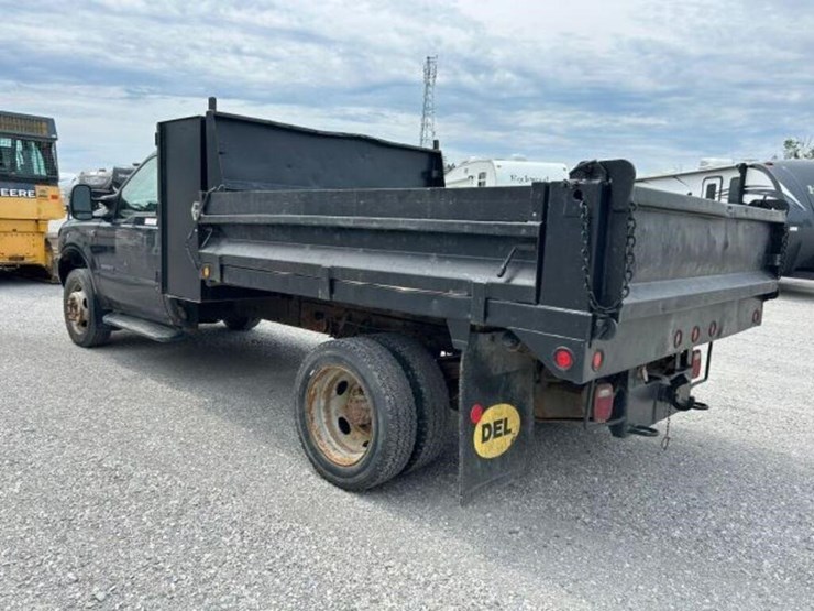 2002-ford-f550-image-6