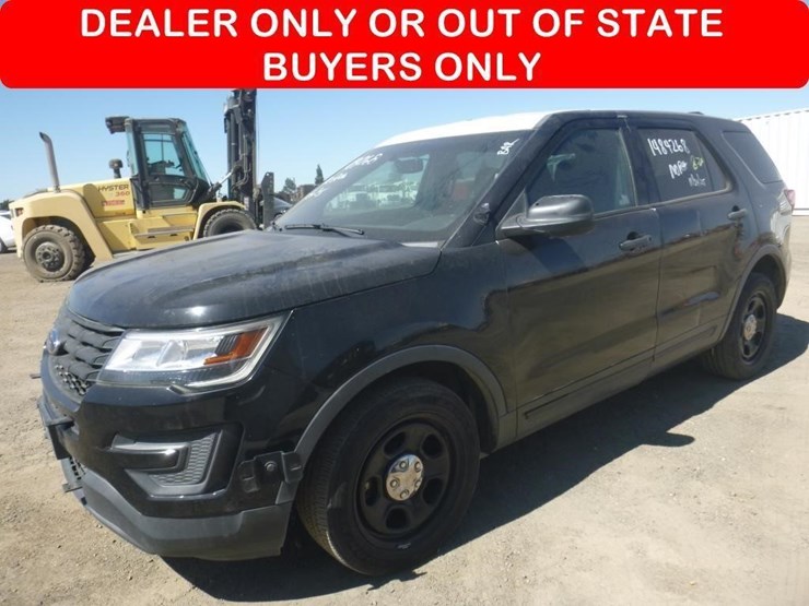 2016-ford-explorer-image-1