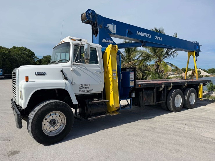 1990-ford-l8000-image-2