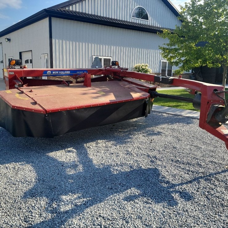 2022 New Holland 210R Discbine - Like New