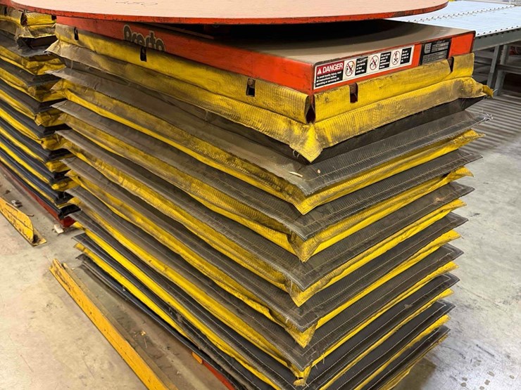 lee-l36-30-electric-hydraulic-scissor-lift-image-1