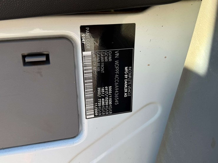 2010-freightliner-sprinter-3500-image-39