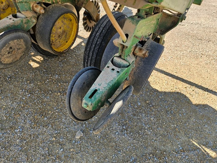 john-deere-7000-image-20