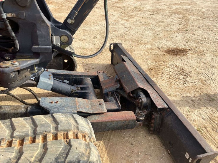 2014-kubota-kx040-4-image-22