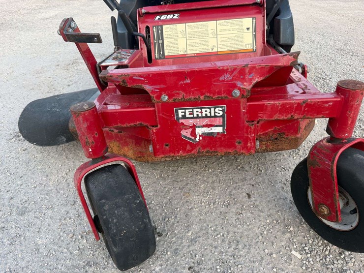 2017-ferris-zero-turn-mower-image-6