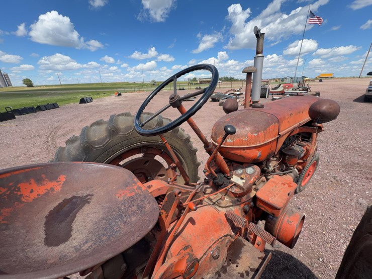 1952-case-sc-tractor-image-12