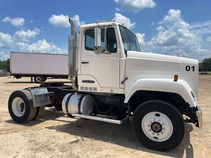 1988-freightliner-flc112-image-4