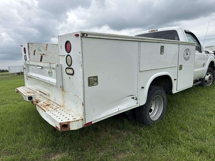 2012-ford-f350-image-3