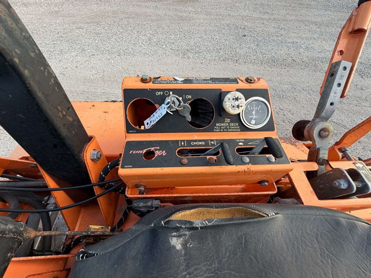 2013-scag-turf-tiger-52"-zero-turn-mower-image-18
