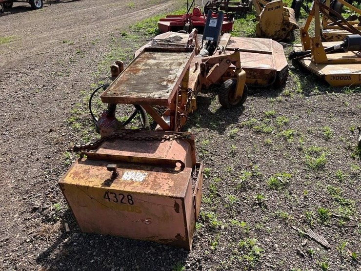 woods-4328-3pt-ditch-bank-mower-image-6