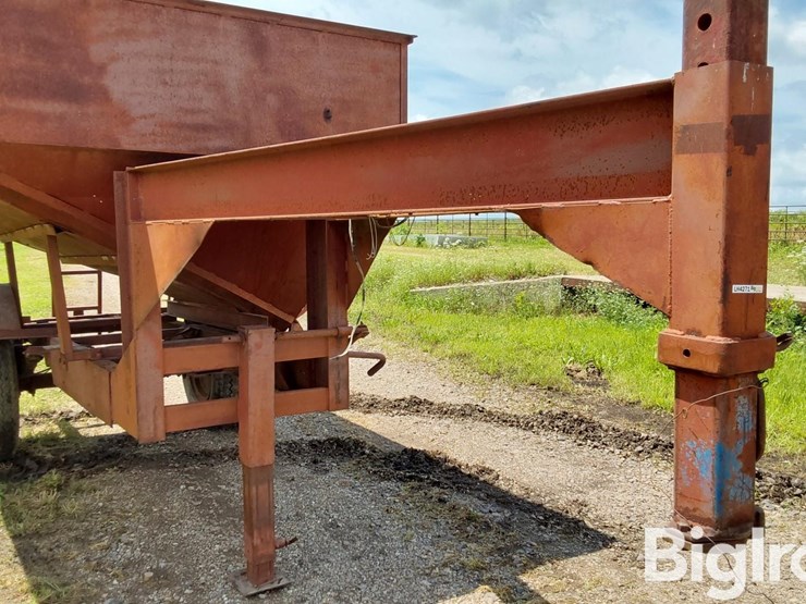 shop-built-seed/feed-tender-image-11