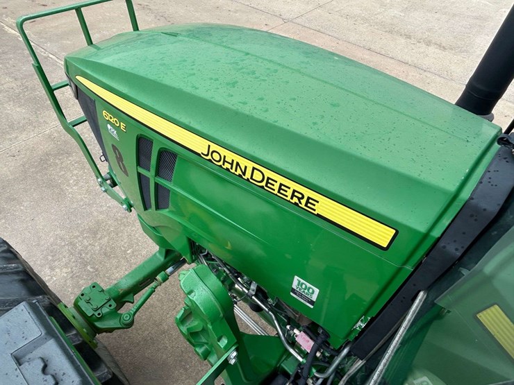 2019-john-deere-6120e-image-15