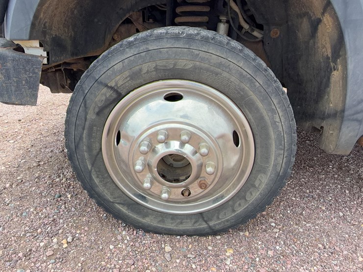 ford-service-truck-image-9