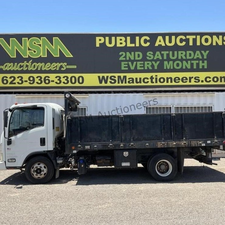 2014 ISUZU NPR