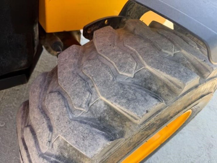 2018-jcb-505-20-image-39