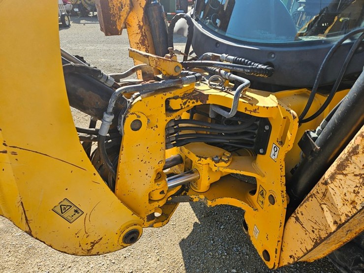 jcb-3cx-eco-image-16