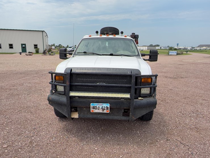 ford-service-truck-image-2