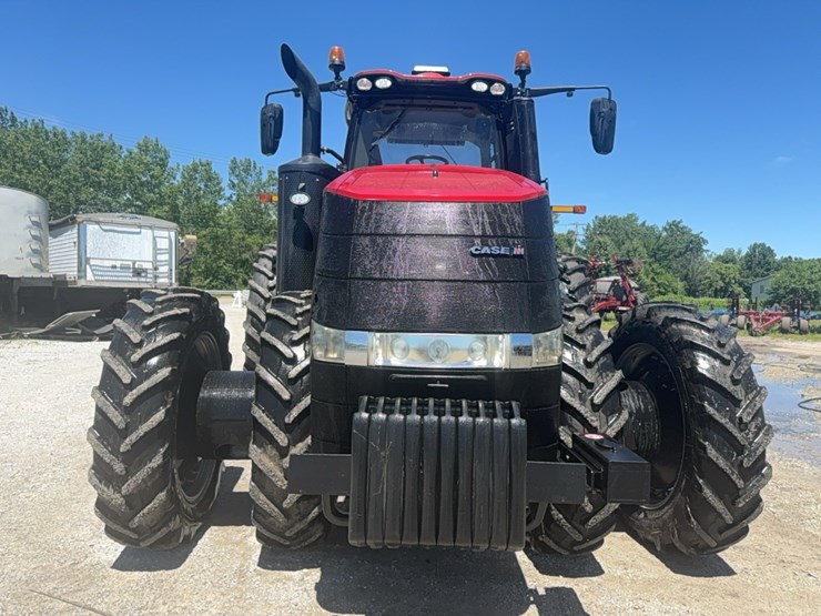 2020-case-ih-magnum-340-image-2