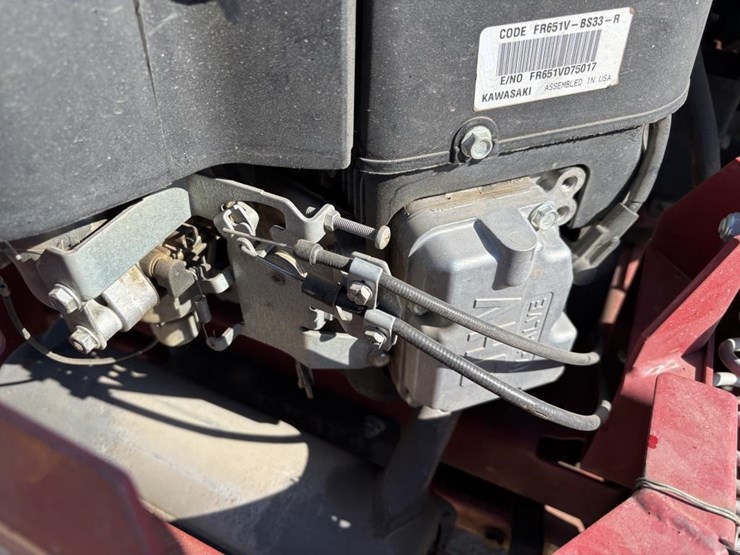 2017-ferris-400s-zero-turn-mower-image-21