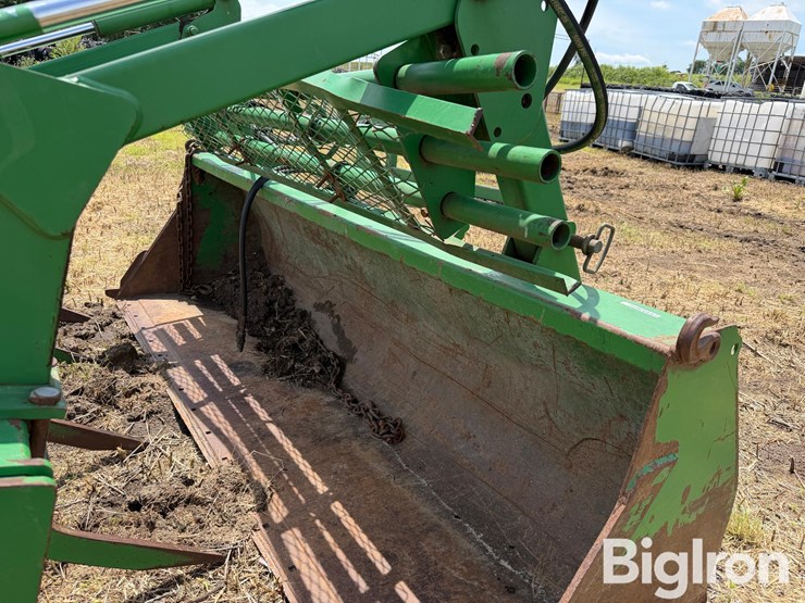 john-deere-8-image-13