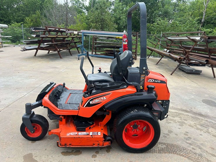 2018-kubota-zd1211r-image-3
