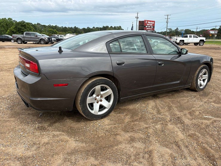 2014-dodge-charger-police-sedan-(187,640-miles)-image-3