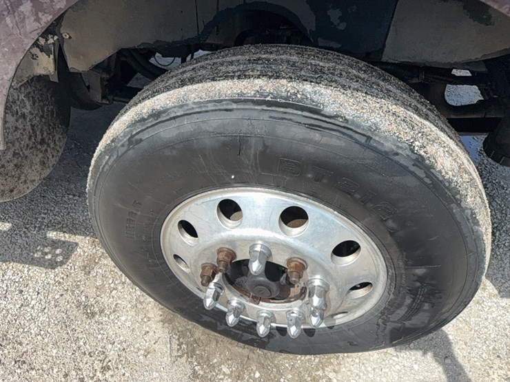 1999-kenworth-t800-image-35