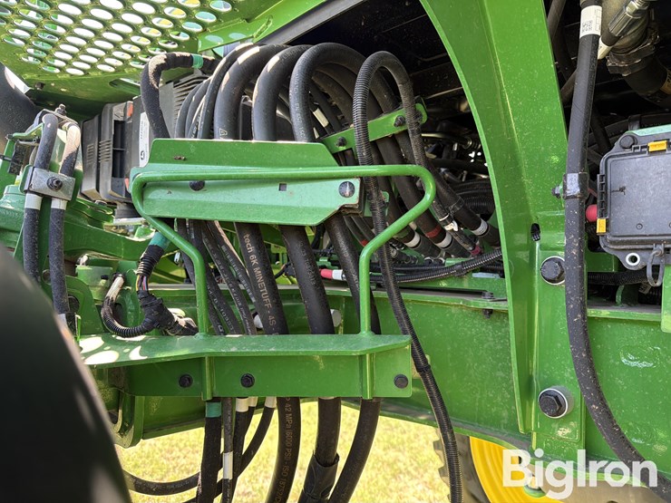 2024-john-deere-412r-image-17
