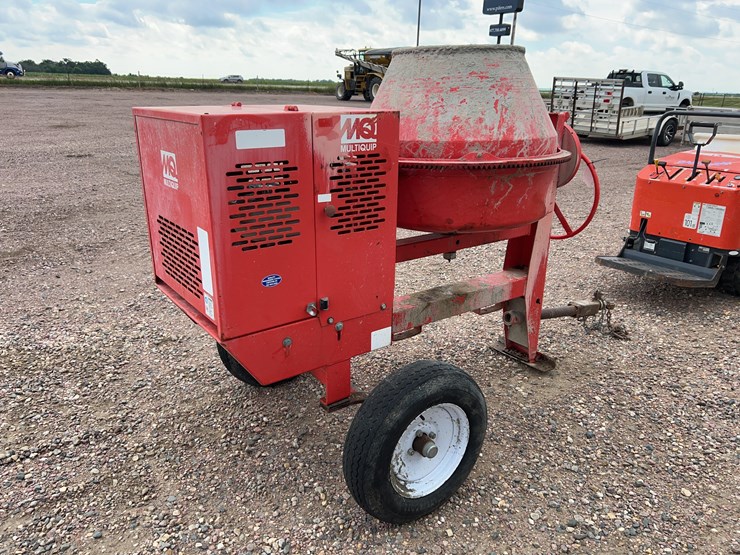 multiquip-cement-mixer-image-2