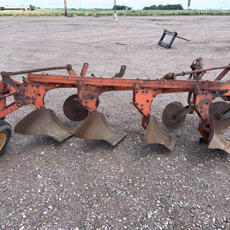 J.I. Case 4 Bottom Plow