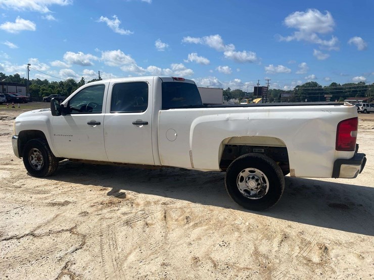 2007-chevrolet-silverado-2500-image-2