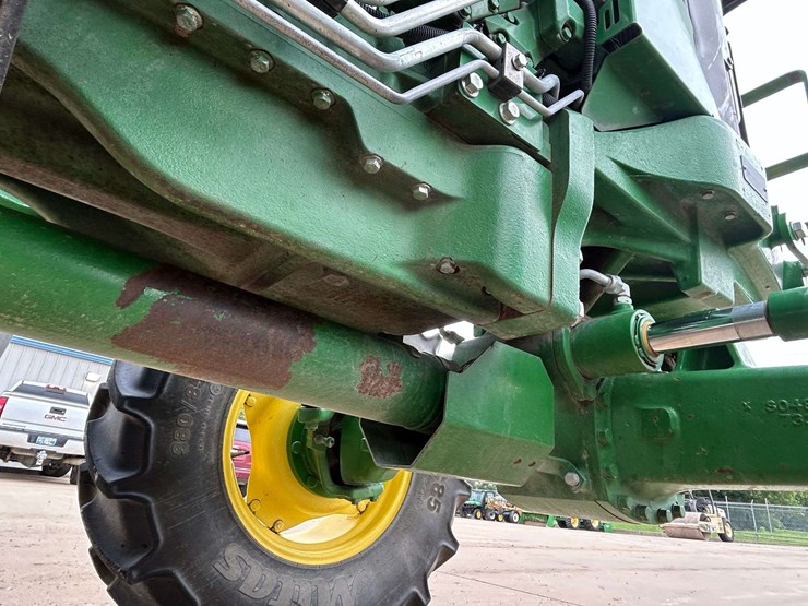 2019-john-deere-6120e-image-36