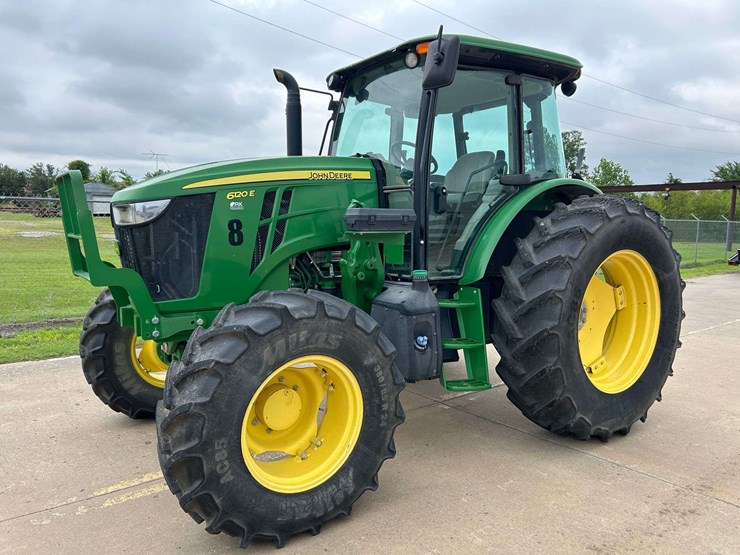 2019-john-deere-6120e-image-1