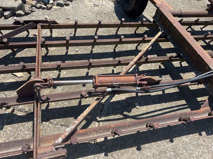 30'-hydraulic-spike-tooth-pull-type-harrow-image-2