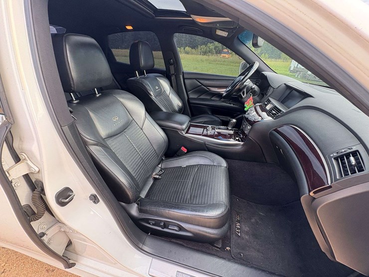 2013-infiniti-m37-4-door-sedan-(156,834-miles)-image-20