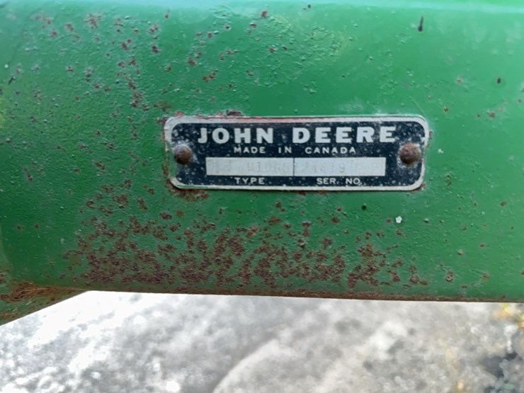 parker-gravity-wagon-w/-john-deere-gear-image-21