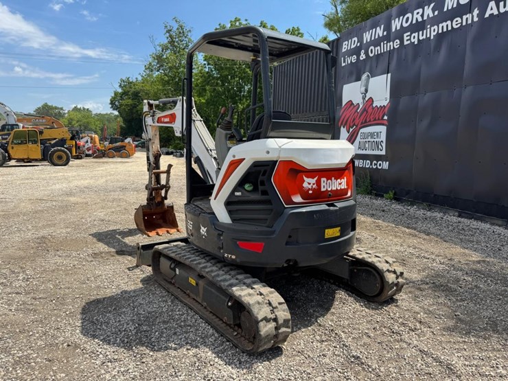 2023-bobcat-e35i-image-4