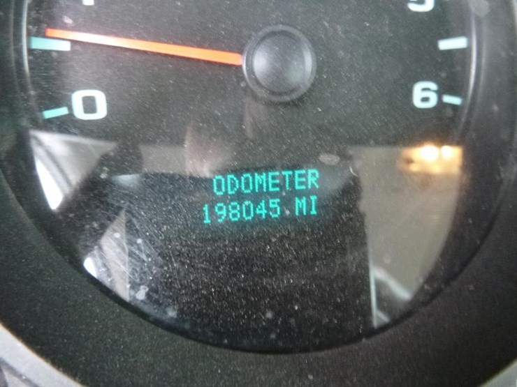 2009-chevrolet-1500-image-12