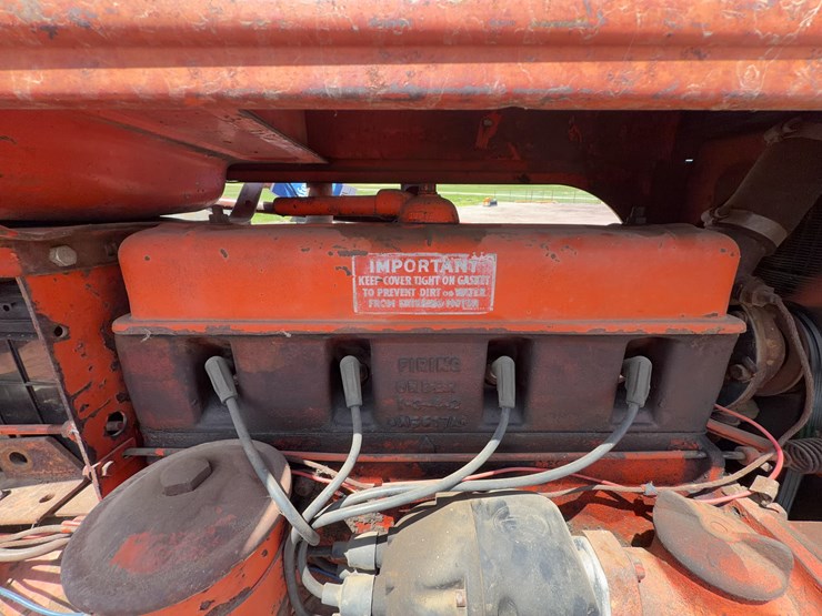 1952-case-sc-tractor-image-17