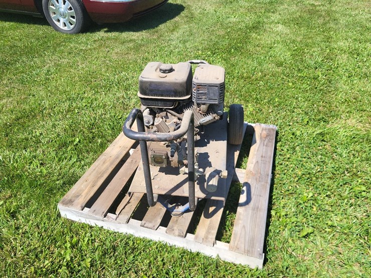 aqua-blast-power-washer-w/briggs-and-stratton-vangard-9hp-engine-image-6