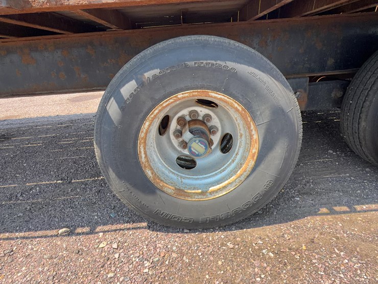 2016-dct-830gs38-gooseneck-trailer-image-17