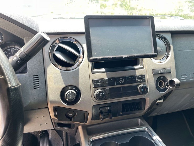 2013-ford-f250-image-13