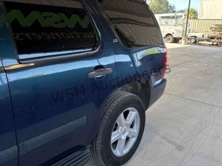 2007-chevrolet-tahoe-image-5