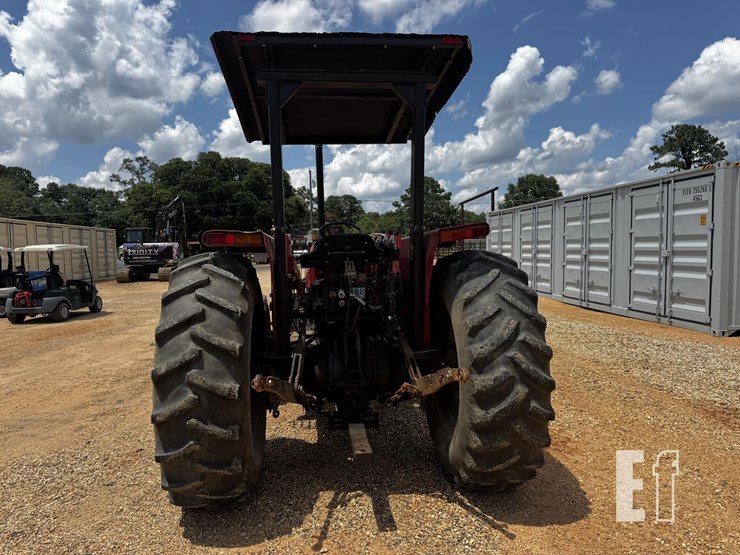 massey-ferguson-393-image-3