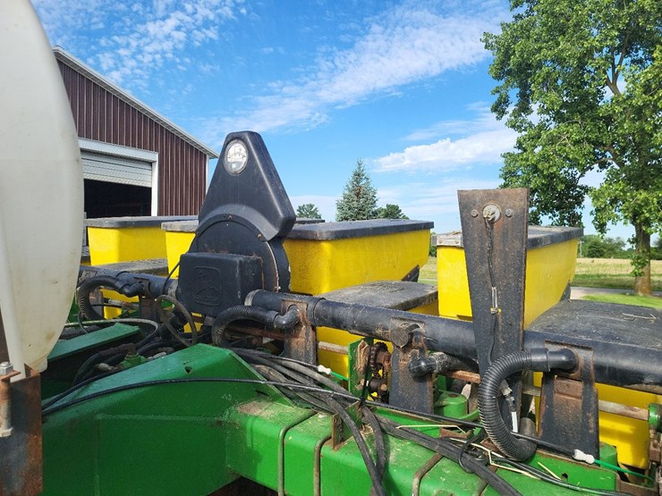 john-deere-1780-image-33