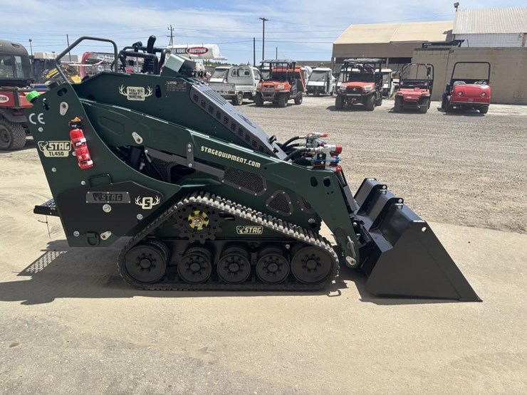 2026-kubota-d1703-image-7