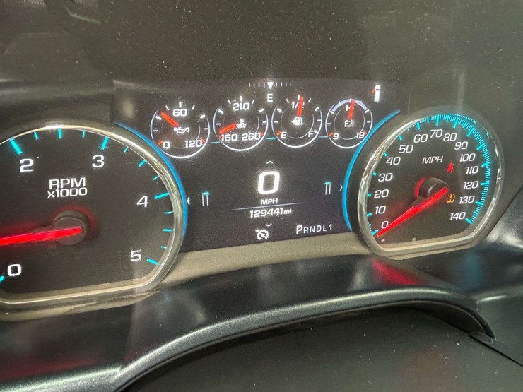 2019-gmc-2500-image-22