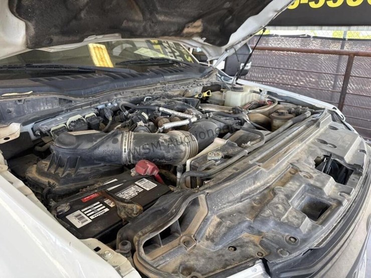 2017-ford-f550-image-16