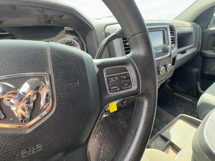 2016-dodge-2500-image-29
