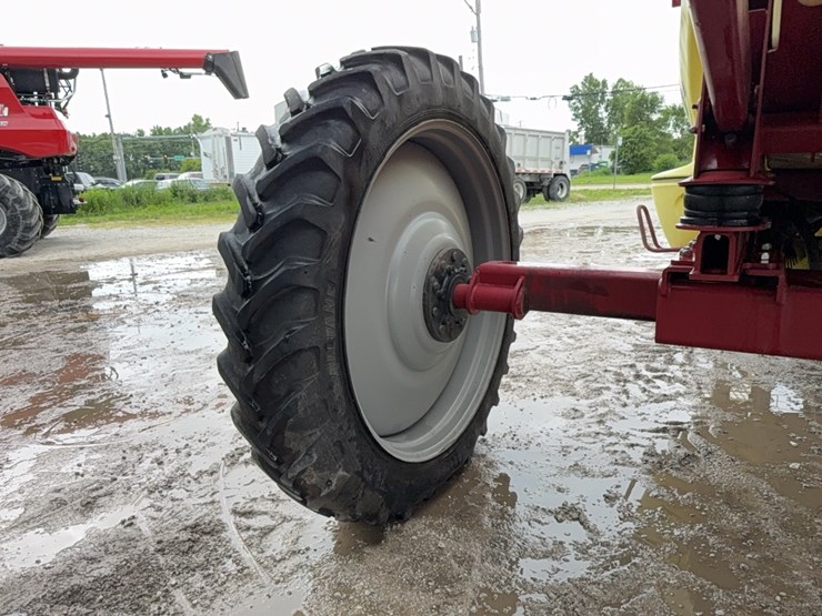 hardi-4000-navigator-sprayer-image-31